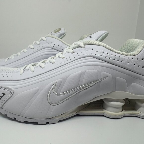 Men's All White Nike Shox - Picture 6 of 7